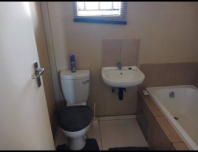 2 BEDROOM HOUSE FOR SALE IN SKY CITY